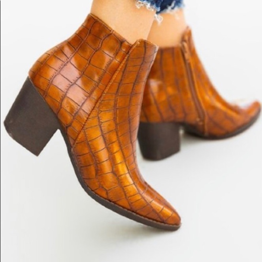 Tan Croc Boots